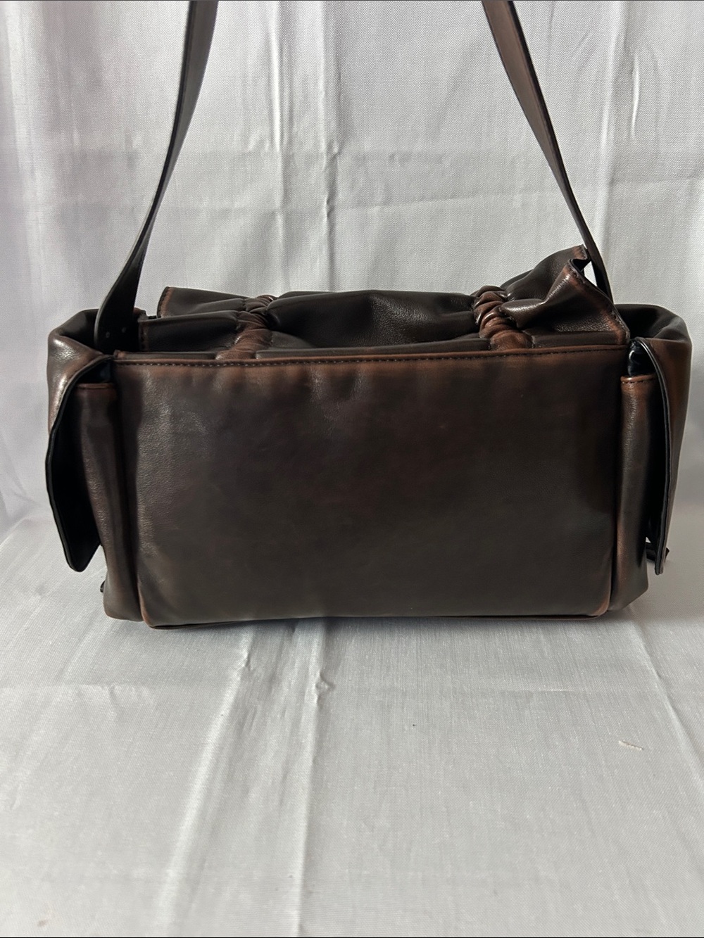 Designer Handbag  Multipocket Bag Y2K  Bow Bag with Washed Finish Vintage Hobo - Picture 10 of 15